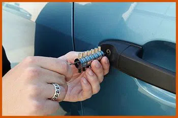 Grosse Pointe Farms MI Locksmith Grosse Pointe Farms, MI 313-829-0789 Grosse Pointe Farms MI Locksmith Grosse Pointe Farms, MI 313-829-0789 - 20-car-lock-smith